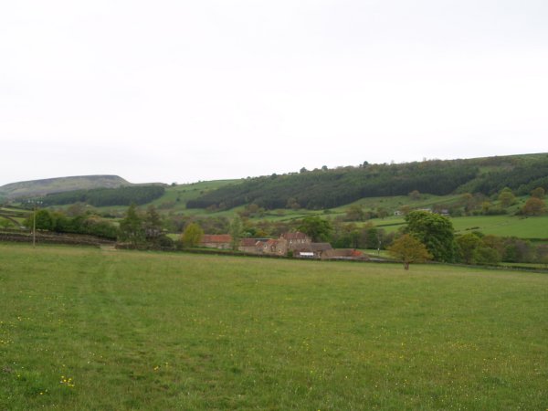 11. Walking in Bilsdale - Fangdale Beck, Spout House, Sun Inn, Church ...
