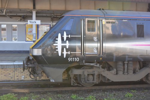 Operational History of Electra Class 91 GEC Bo-Bo Electric Locomotives ...